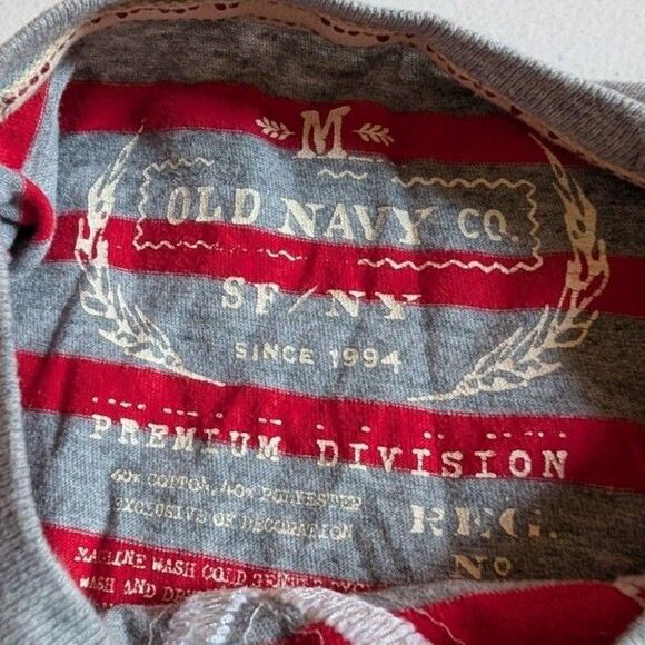 Vintage Y2k Old Navy Kidcore Red Strriped Baseball Boxy Crop Top - Picture 2 of 2